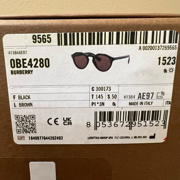 Burberry Authentic Sunglasses Full Inclusion NWT - Picture 4 of 8